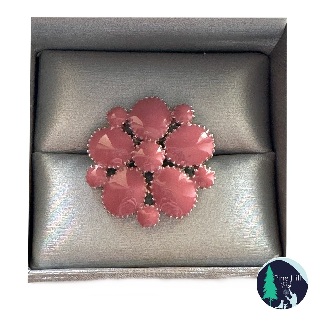 Vintage Floral Brooch Hat Scarf Lapel Pin Pink Enamel Silver Tone 1” Across EUC